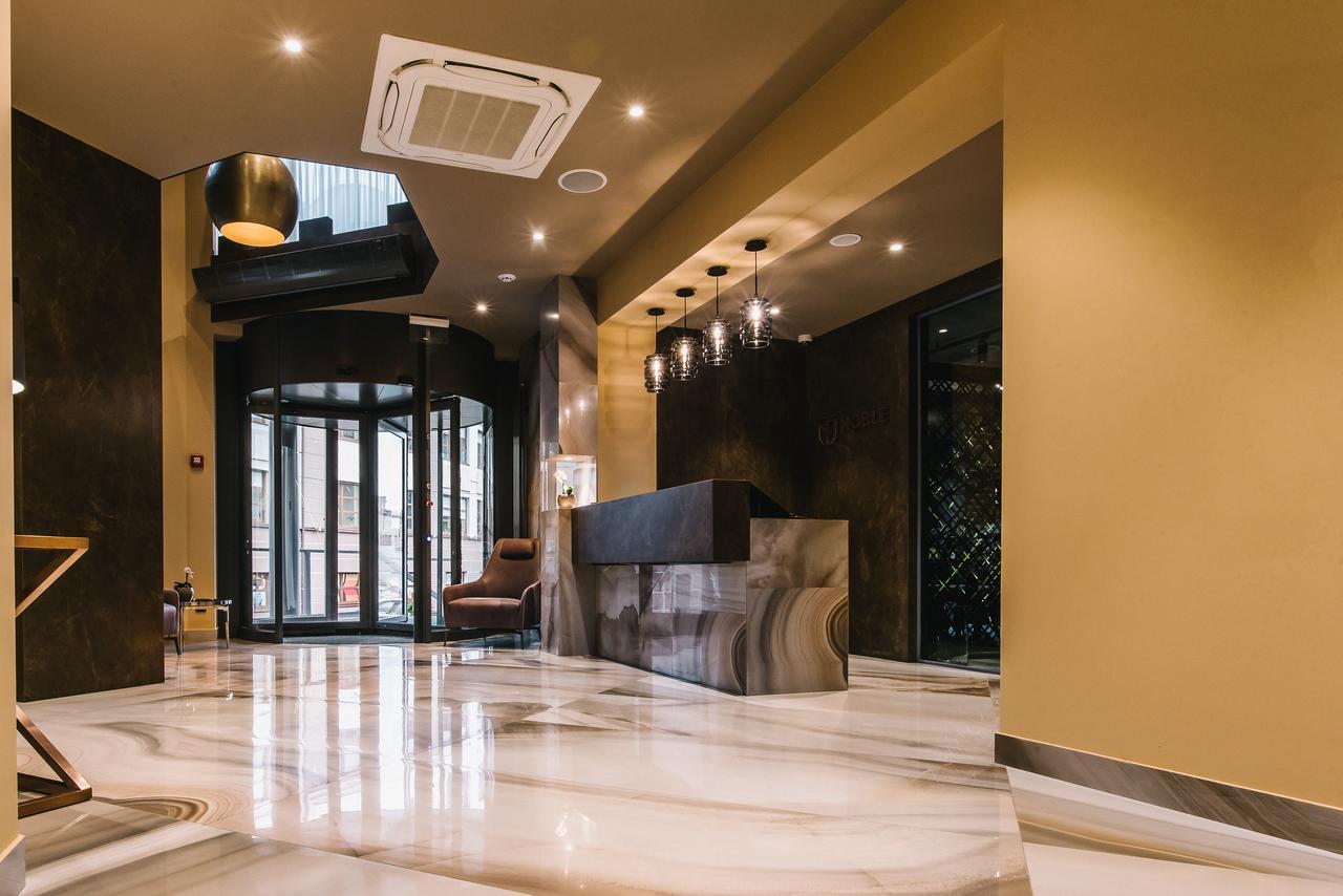 Noble Boutique Hotel Lutsk Exterior photo